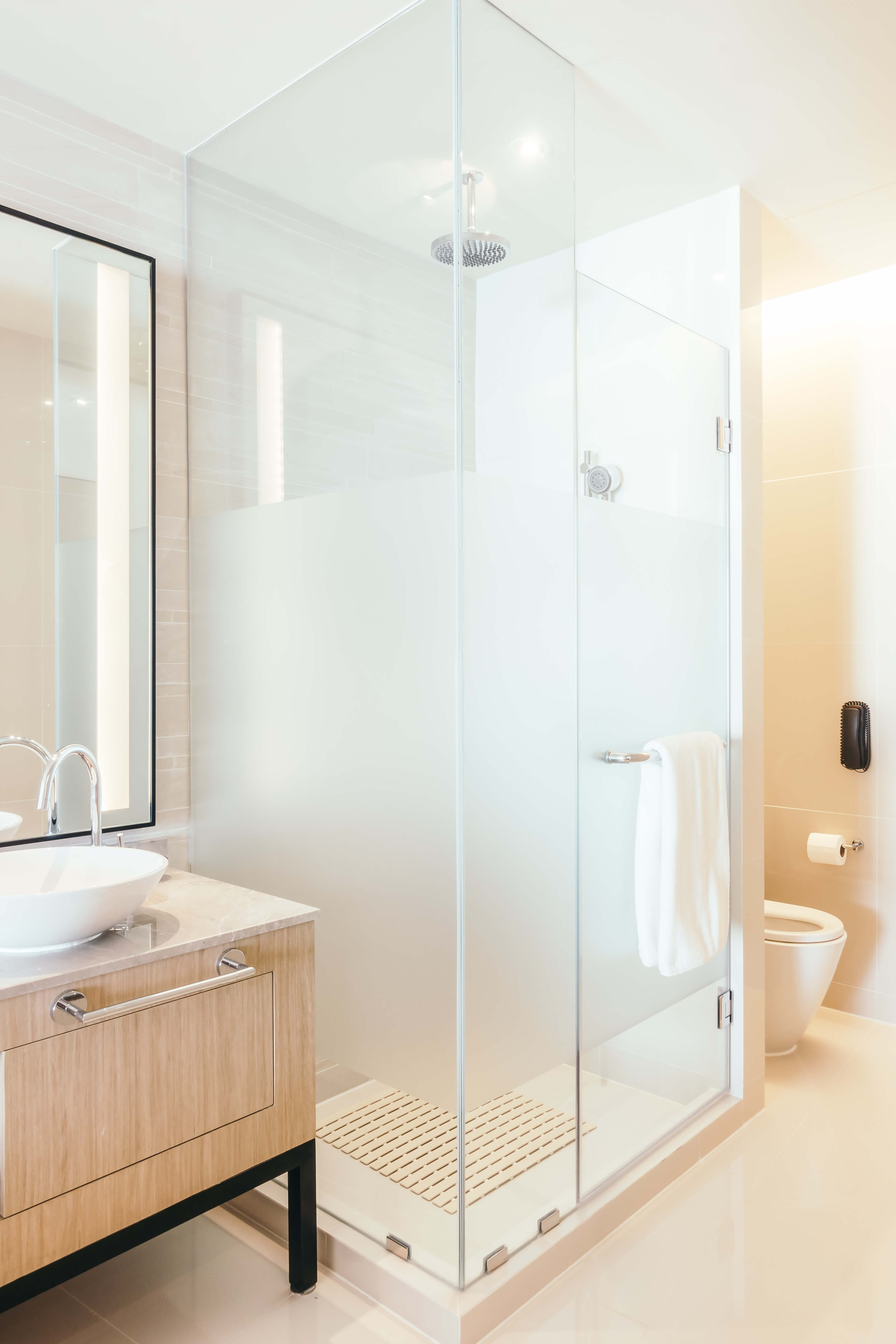 Unique Shower Door Ideas For Small, Bathtub Glass Door Ideas
