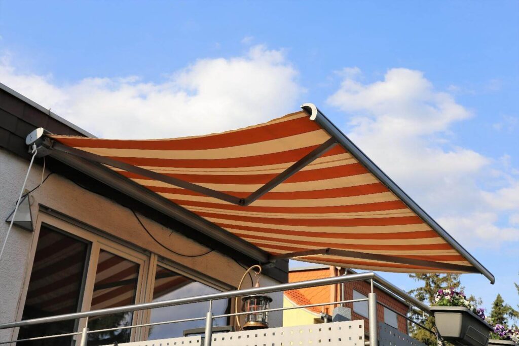 Retractable Patio Awning