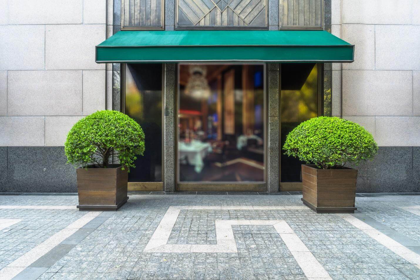 Glass Doors- Undefined Yet Luxurious Boundary Lines