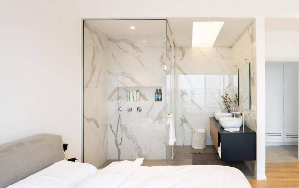 5. Use Marble Tiles For A Luxurious Touch